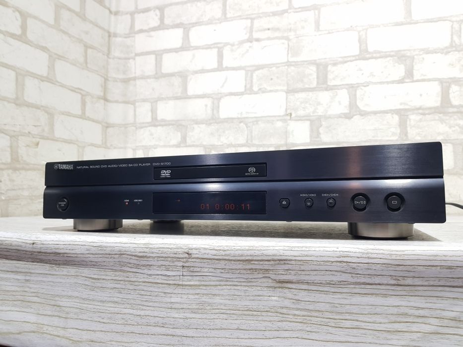 Програвач DVD/CD дисків YAMAHA DVD-S1700, б/у з Німеччини
