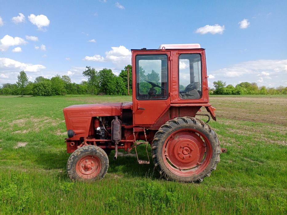 Продам трактор т25
