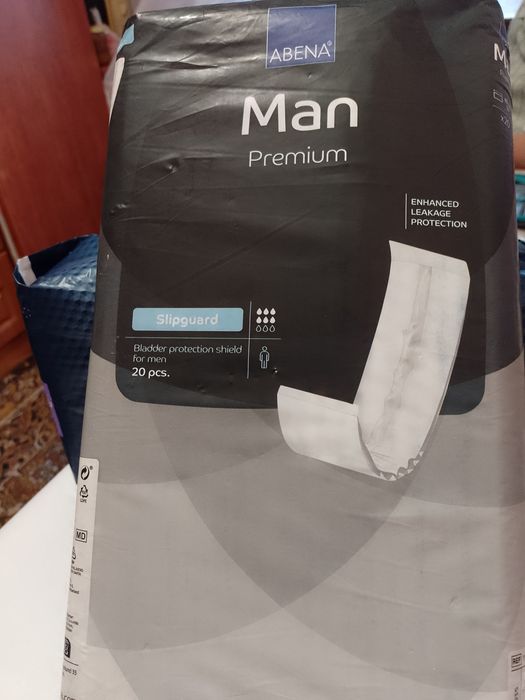 Чоловічі урологічні прокладки Seni Man  та MEN Тена