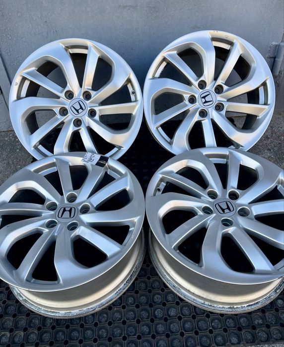 Диски 5/114.3 R18 Honda, Akura