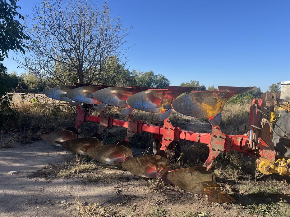 Плуг Оптікон 4+1, МАСТЕР А5 оборотний 5 корп.