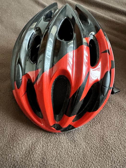 Велошолом KELLYS BLAZE 018 RED (розмір S/M 55-58 см)