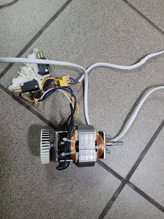 Silnik elektryczny z zmiana obrotów 350w