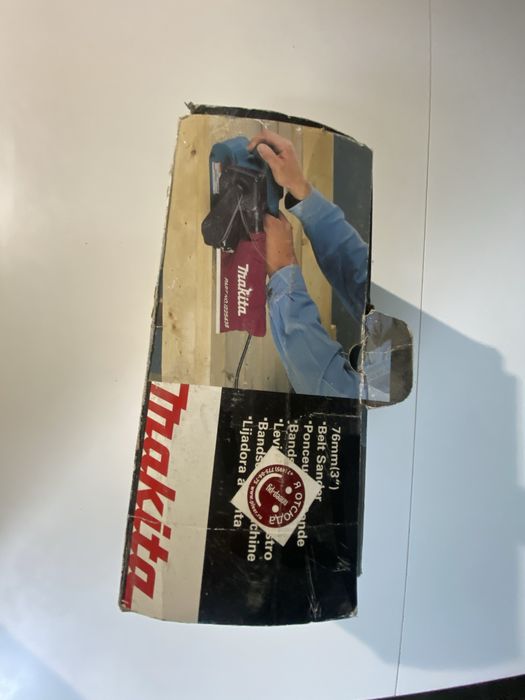 Ленточная шлифмашина Makita 9911