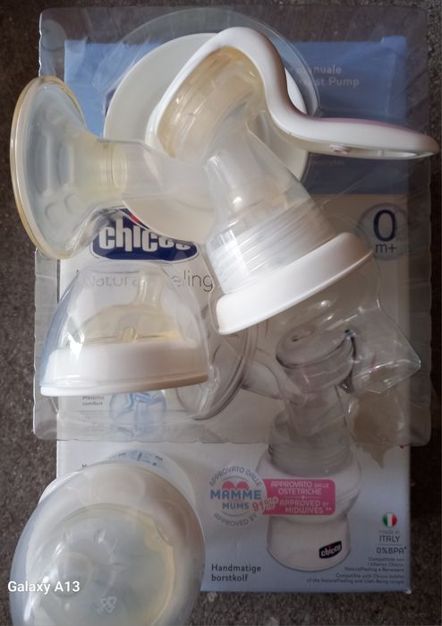 Vende se 2 bombas para leite materno