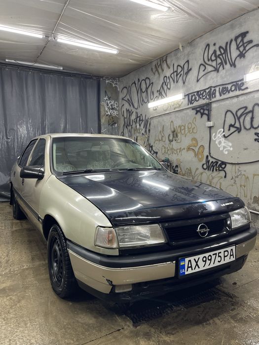 Продам Opel Vectra 1993 року в доброму стані