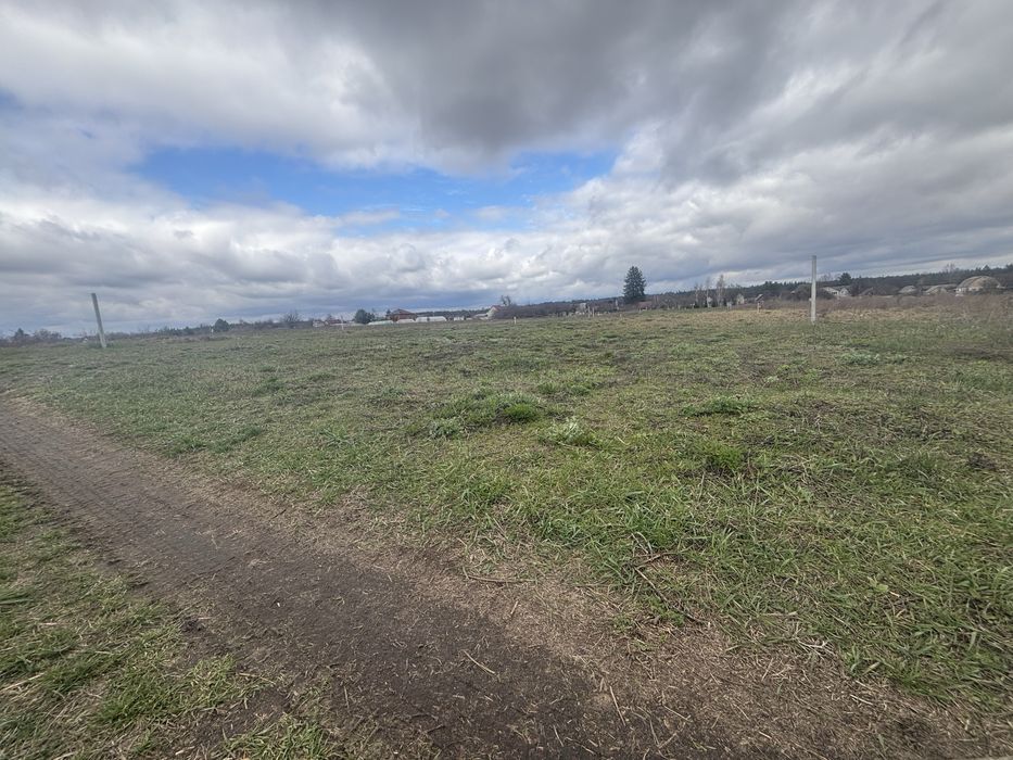 Продам земельну ділянку під будівництво