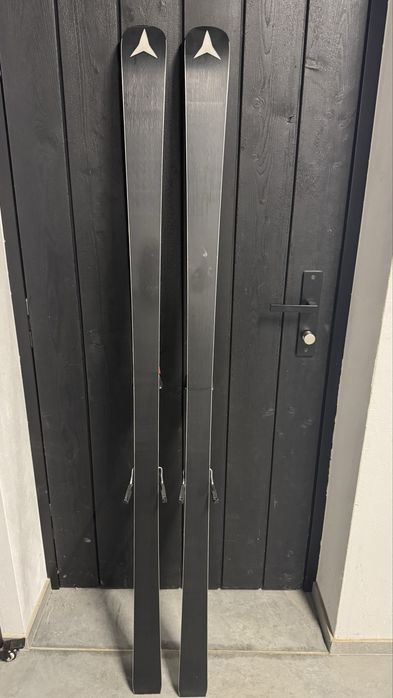 narty Atomic Redster G9 FIS 180cm + wiązania