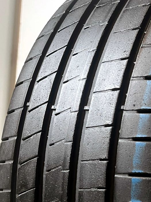 Pneus Goodyear Eagle F1 Asymetric 6 - 225/40/18 - Como NOVOS