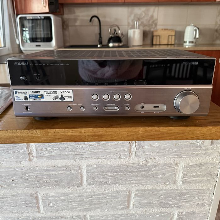 amplituner RX-V379 Yamaha