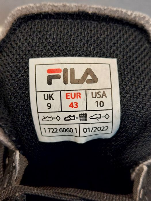 Fila buty piłkarskie roz.43 korki
