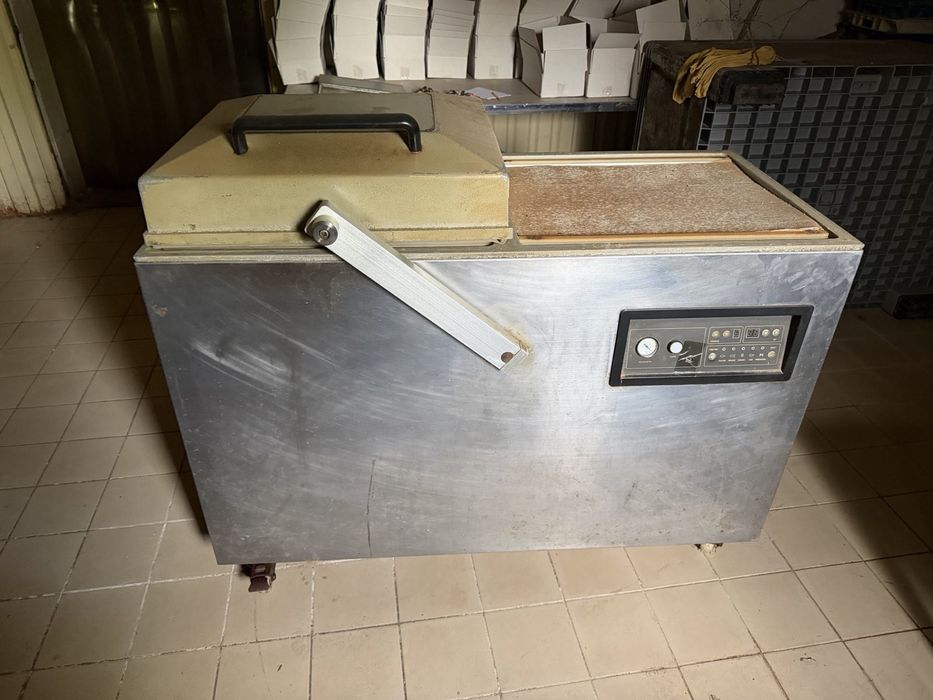 вакуумна пакувальна машина Youngsun YS-SQ-600.