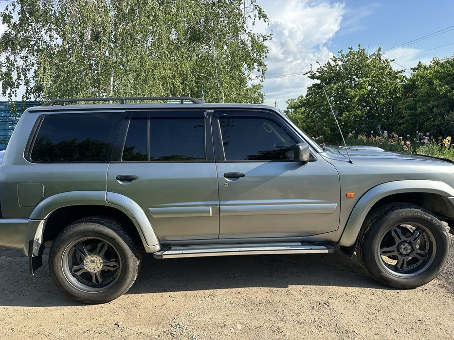 Nissan patrol y61
