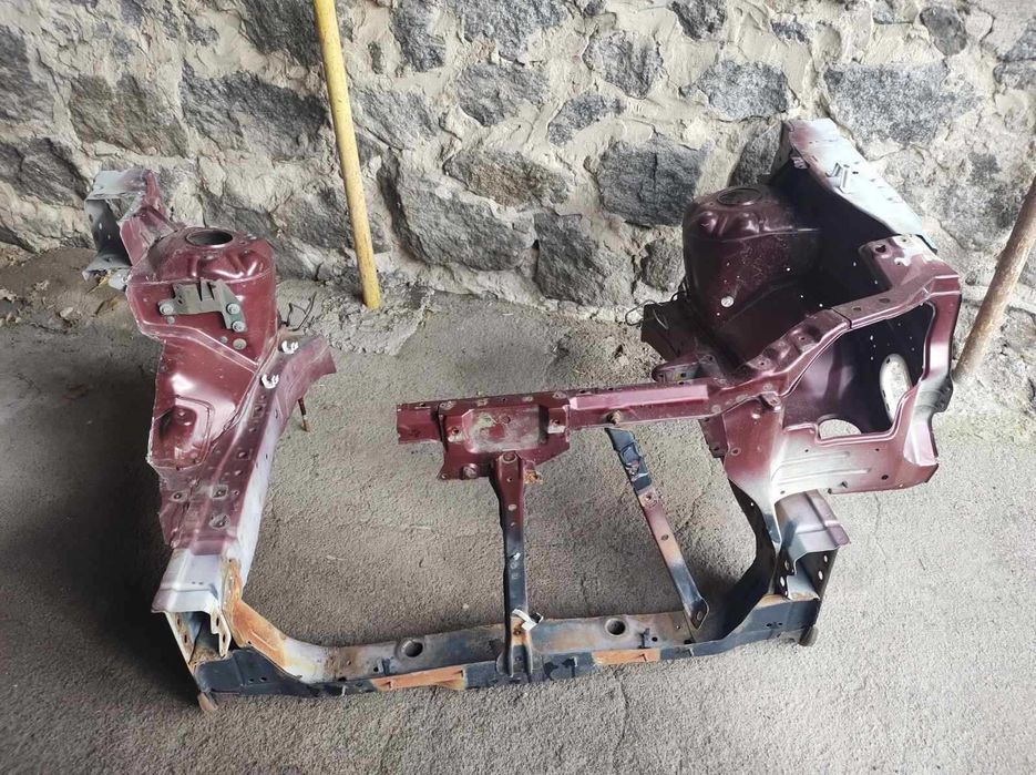 Частина кузову до Ніссан Х-трейл 2003