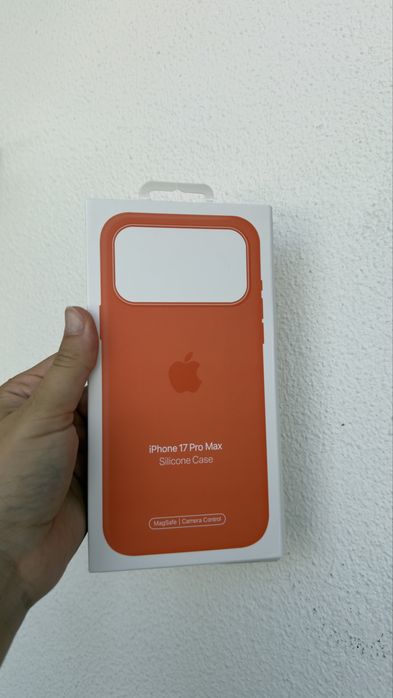 Capa iphone 17 pro max laranja