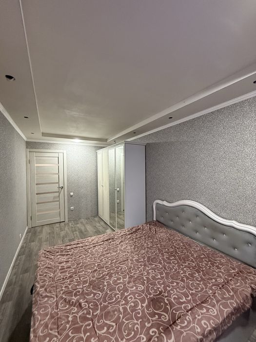 Продам 4-х кімн газ АО Черемушки