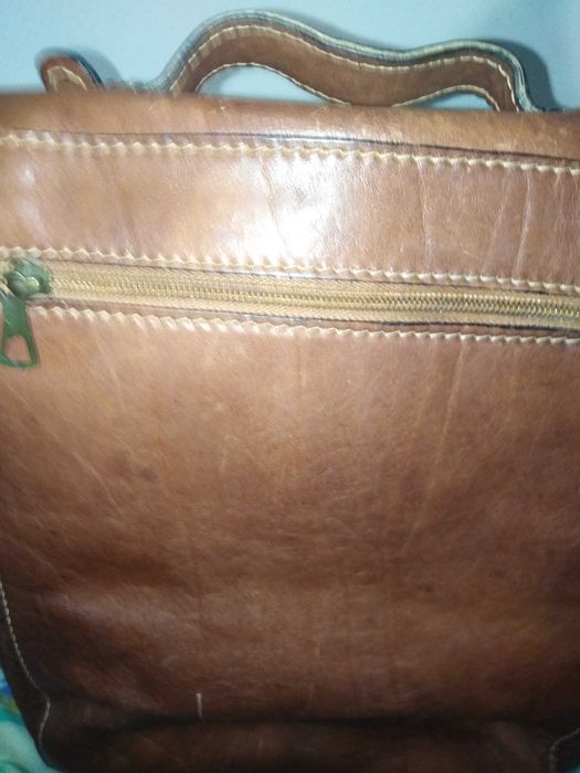 Pasta /mala de Homem pele Italiana vendo ou troco