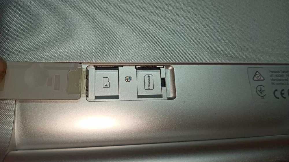 Планшет Lenovo Yoga Tablet 2 -1050L 10.1" WiFi 16GB Silver