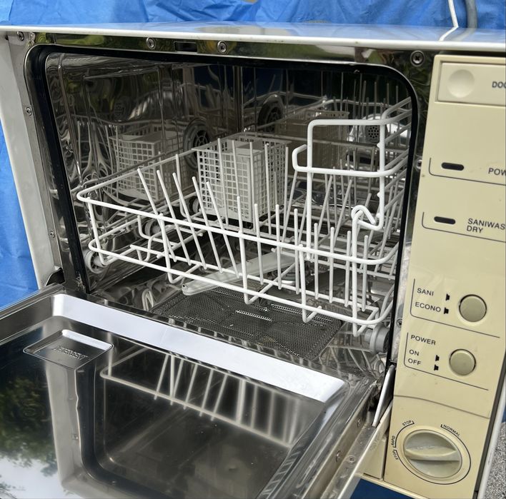 Maquina lavar loiça64584839171715121