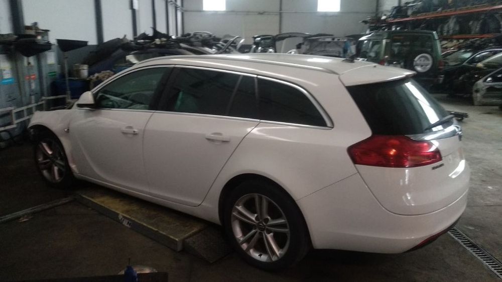 Bancos Opel Insignia Sports Tourer 2.0 CDTI 130cv de 2011