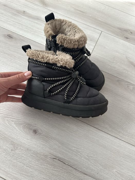 Ботінки zara  30