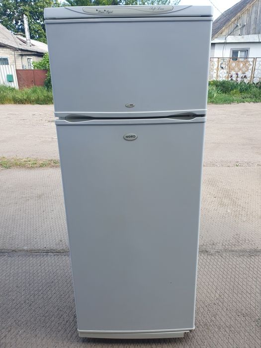Холодильник вместительный