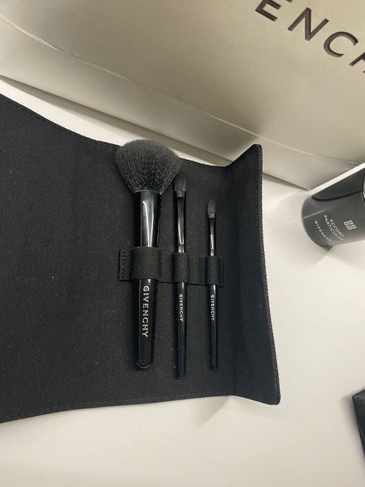 Коллекция премиум бренда Givenchy  Франция кисти кисть макияжа срочно