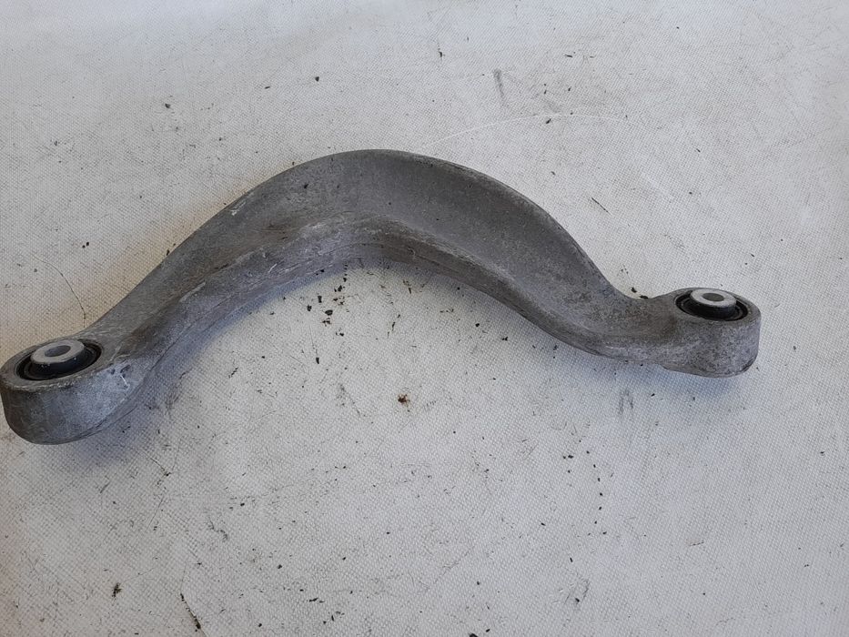 Braço de suspensão trás esquerdo AUDI A4 Avant (8K5, B8)