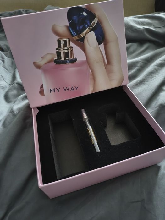Pudełko i perfumetka My way Giorgio Armani