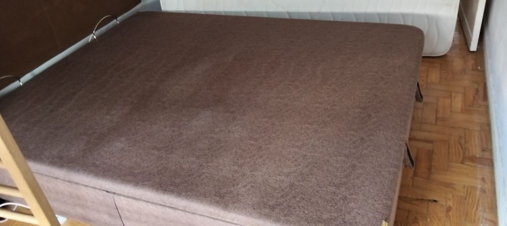 Sommier com arrumação 160X200