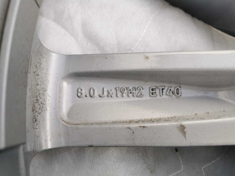 Felga aluminiowa 8Jx19 VW Arteon Golf 5x112 ET40 demo