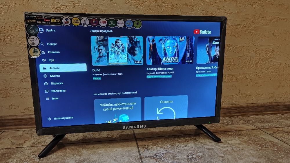 Маленький телевізор для кухні Samsung smart tv 24 дюйми