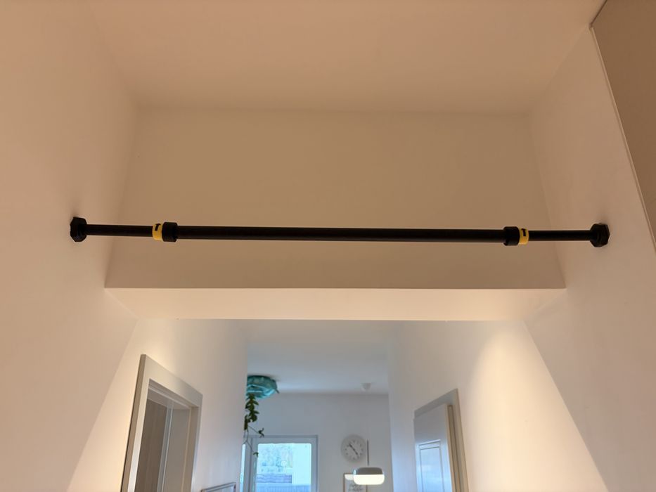 Drążek rozporowy do podciagania regulowany 90-130cm