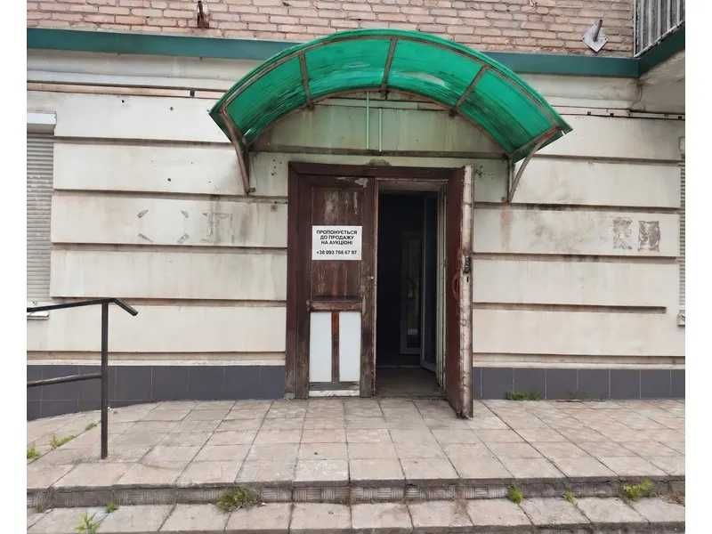 Продаж фасадного приміщення 238 м² під бізнес / банк, вул. С. Колачевського, 24