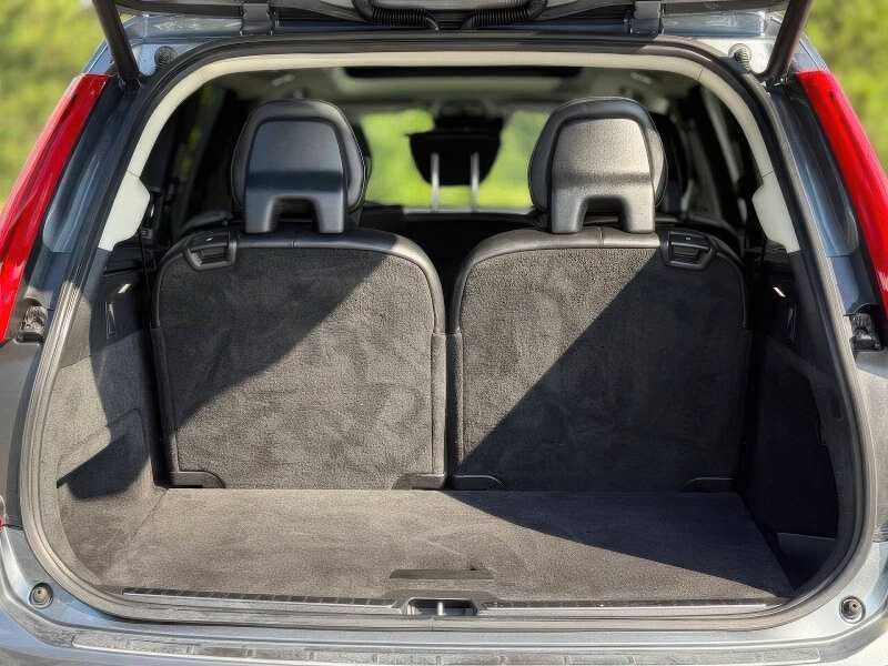 2020 Volvo XC90 T5 Momentum