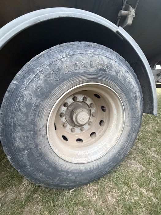 Полуприцеп, напівпричіп цистерна  ЧМЗАП ТЗ-22