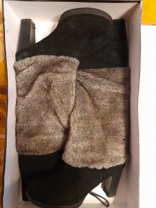 Продам зимові жіночі чоботи фірми "Wildcat" (Канада) 39-го розміру