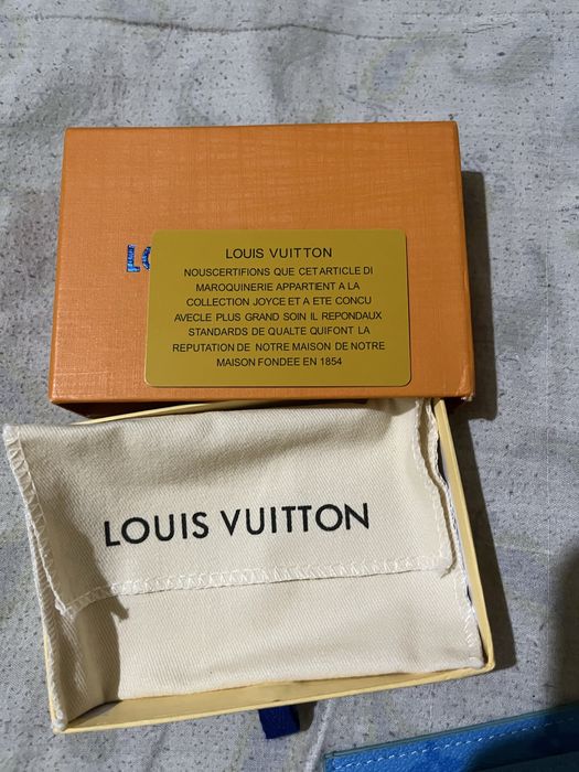 Porta cartões azul da Louis Vuitton
