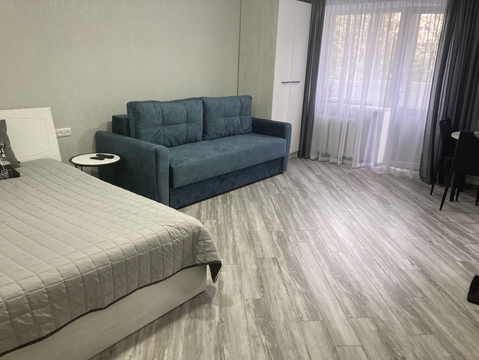 1-к квартира ЛЮКС подобово,центр-площа Перемоги,вокзали,Смарт ТВ,док’