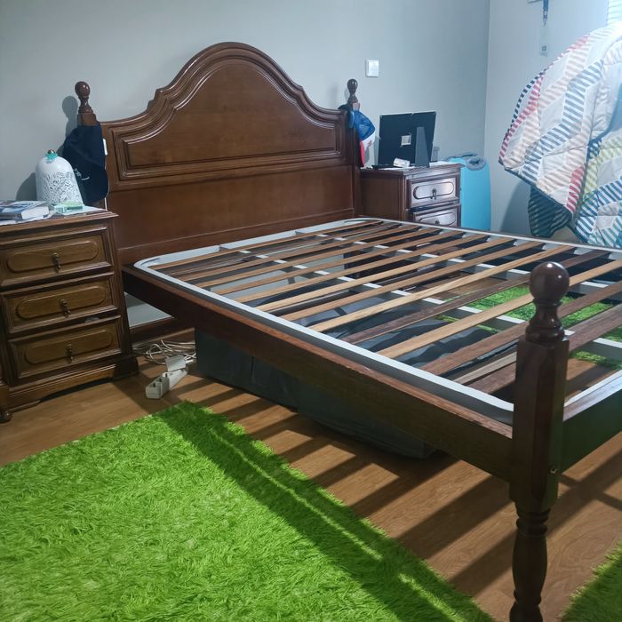 Quarto de casal em bom estado!!