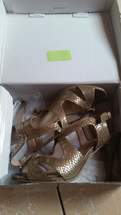 Piękne sandały Sergio Leon