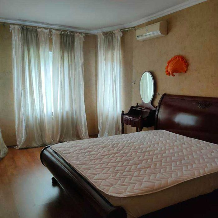 Продаж приватного будинку на Дачі Ковалевського