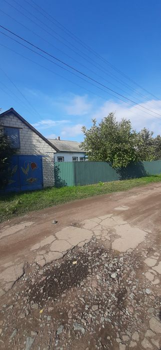 Пропоную гарний жилий будинок поблизу смт Козелець