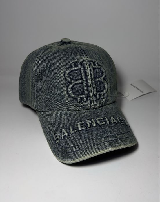 Кепка бейсболка balenciaga