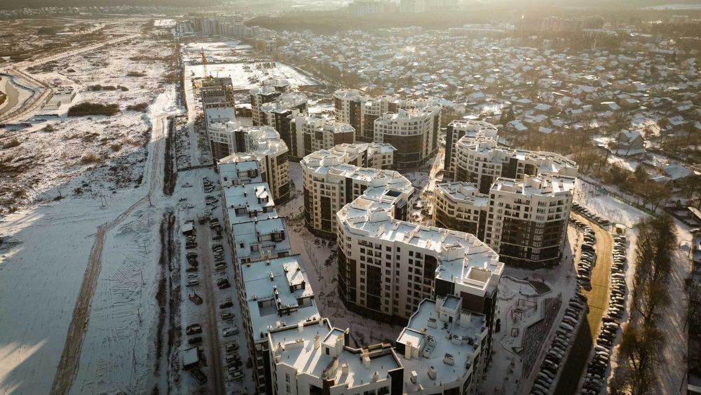 ЄоселяПродам квартиру.Ірпінь. центр в 9 хв. Близько Києва. Під виплату