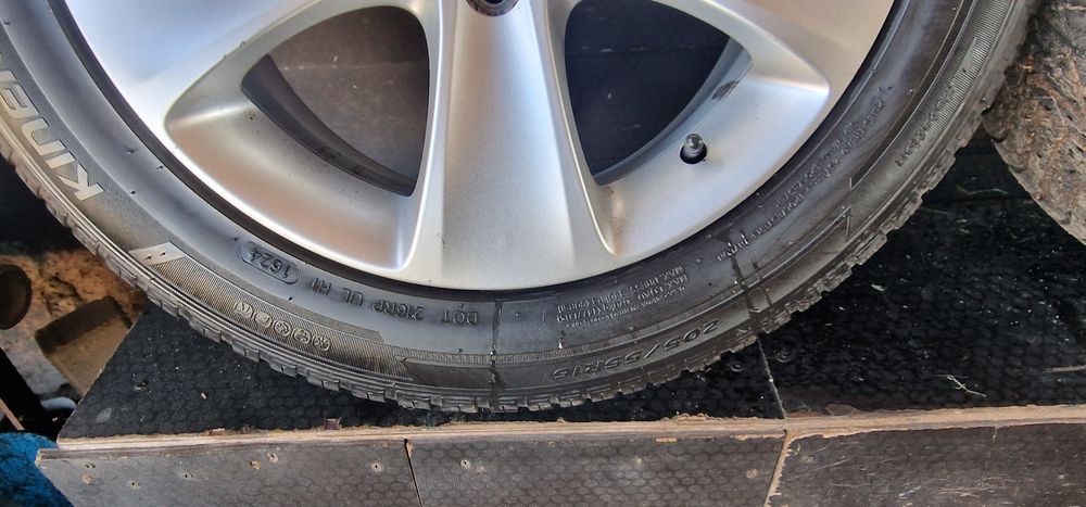 Alufelgi+Opony 205/55 16 5x112 Et45 SKODA Superb II