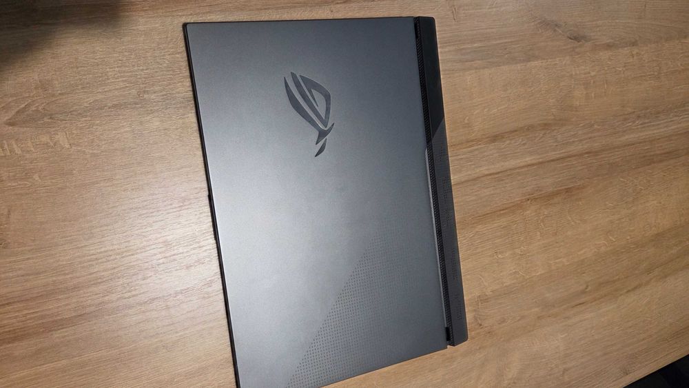 ASUS ROG Strix G17 Ryzen 7 / 16 GB RAM / RTX 3060 130 W