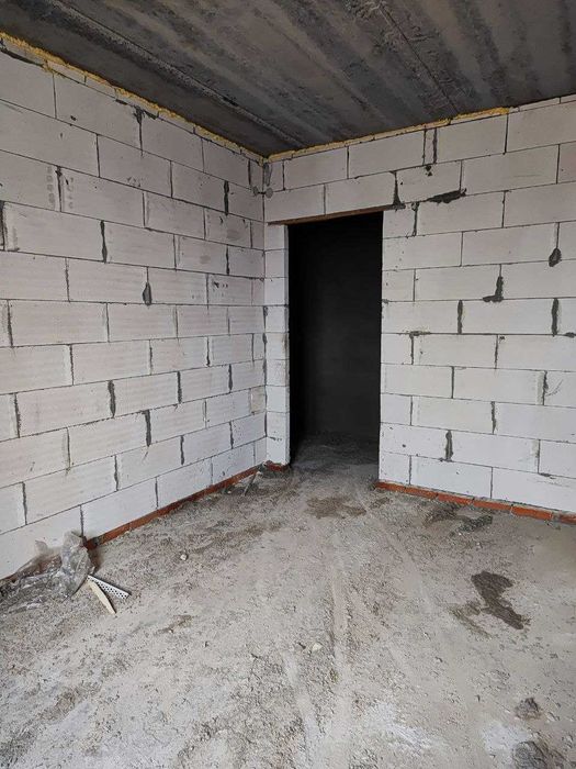 продаж 2 Кімнатна квартира Корона Дубово Н