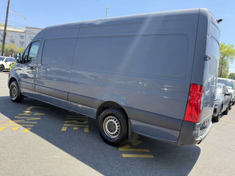 Mercedes-Benz Sprinter      2019