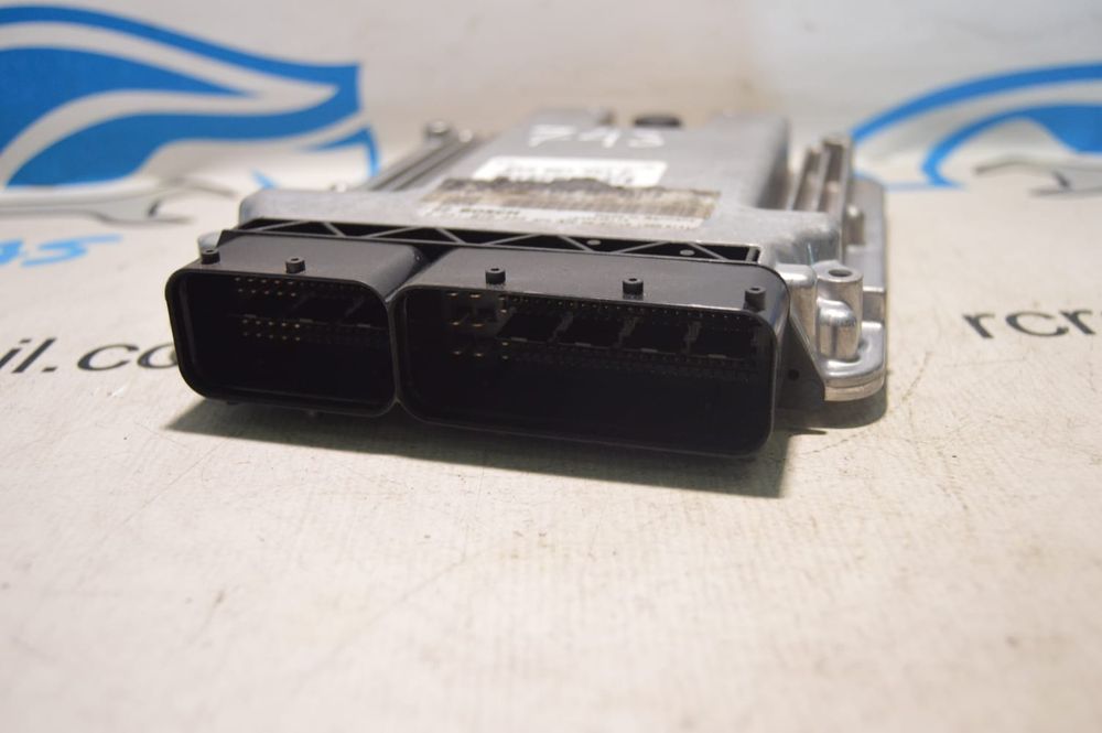 CENTRALINA ECU MOTOR BOSCH AUDI 0281015888 8K0907401P 8K0907401